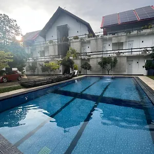 Royal Crown Residency , Talawatugoda Шри-Ланка